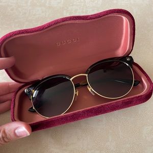 Authentic GUCCI sunglasses